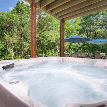 Premier Retreat With Hot Tub, Theater & Pool Table Villa Hollister Dış mekan fotoğraf