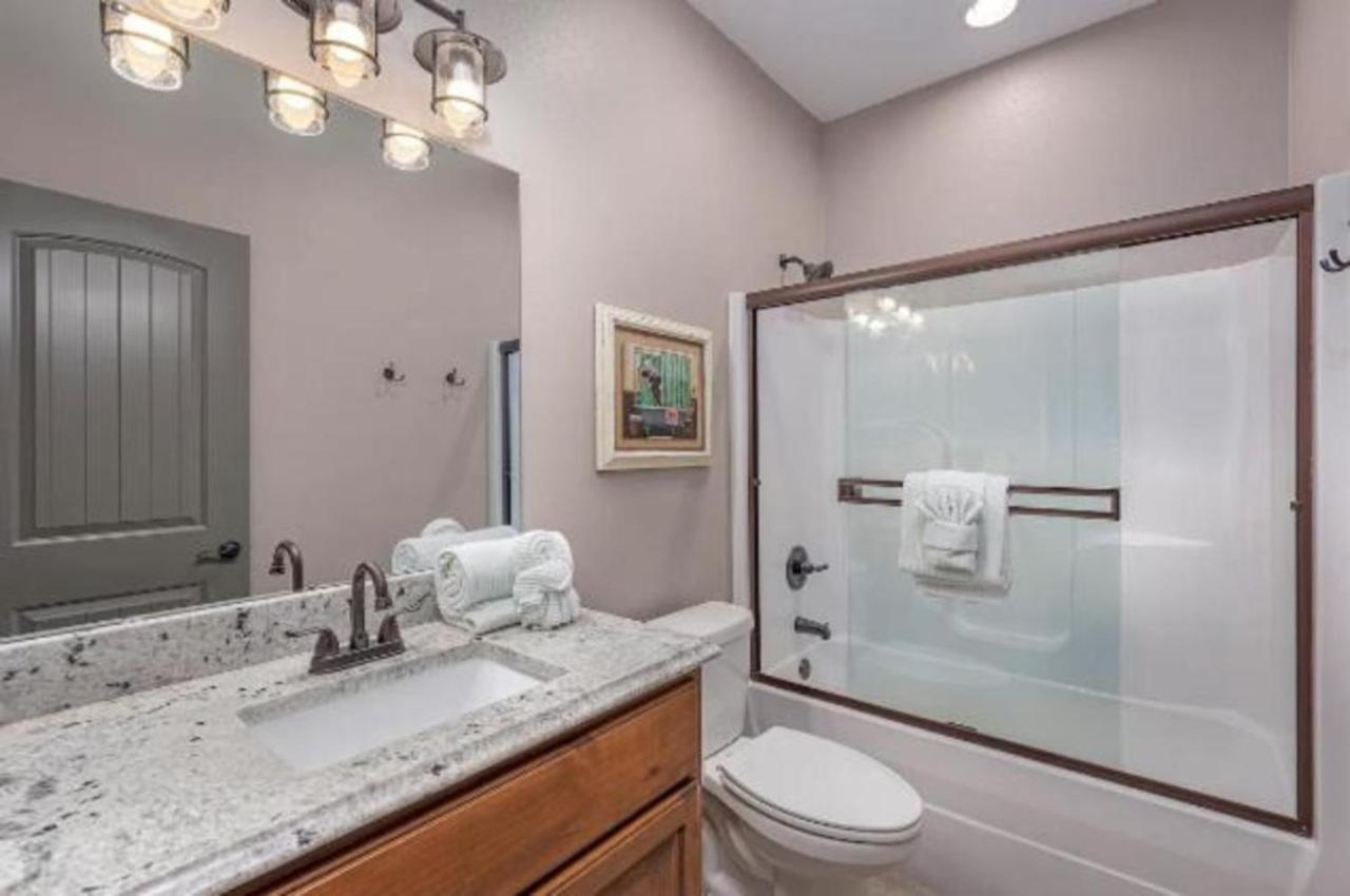 Premier Retreat With Hot Tub, Theater & Pool Table Villa Hollister Dış mekan fotoğraf