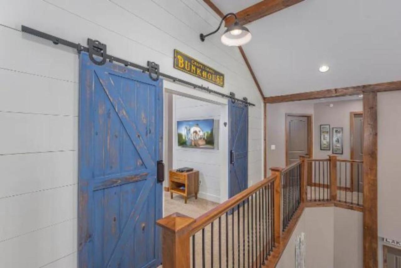Premier Retreat With Hot Tub, Theater & Pool Table Villa Hollister Dış mekan fotoğraf